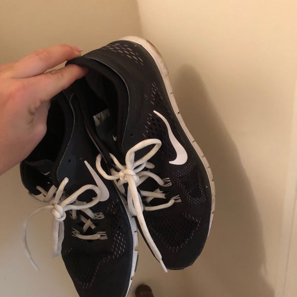 Nike’s - Picture 2 of 2